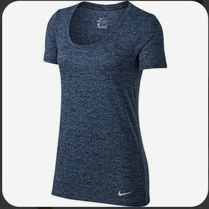 Nike Women’s Dry Legend Scoop Training T-Shirt